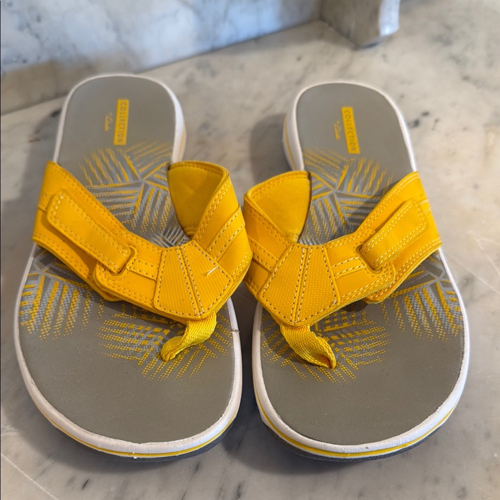 Clarks Yellow and Gray Sandals with Cross-Strap Design